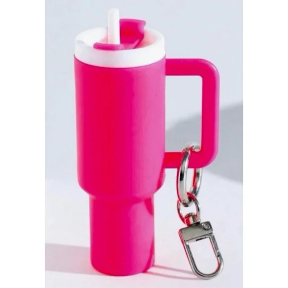 (NWOT) Pink/White Mini Tumbler Bag Charm Keychain - Picture 1 of 13